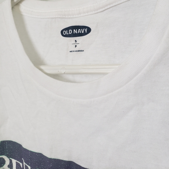 ⚘2 for $16 Beetlejuice Graphic White Tee (Old Navy) - Picture 4 of 4